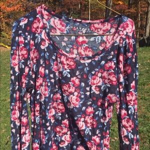 Aeropostale women’s long sleeve shirt